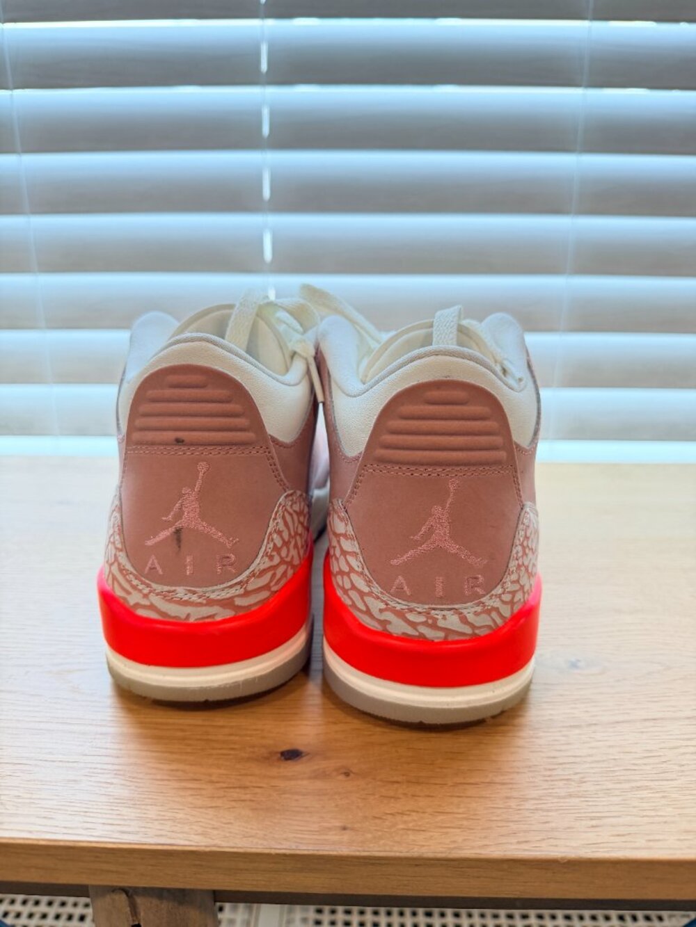 Jordan 3 Retro Rust Pink - Picture 4 of 8